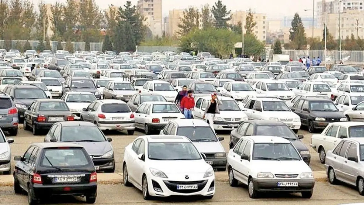 آخرین خبرها از بازار خودرو شنبه ۲۶ مهر ۱۴۰۴: پژو ۲۰۷ و تارا ارزان شد، هایما گران! + جدول