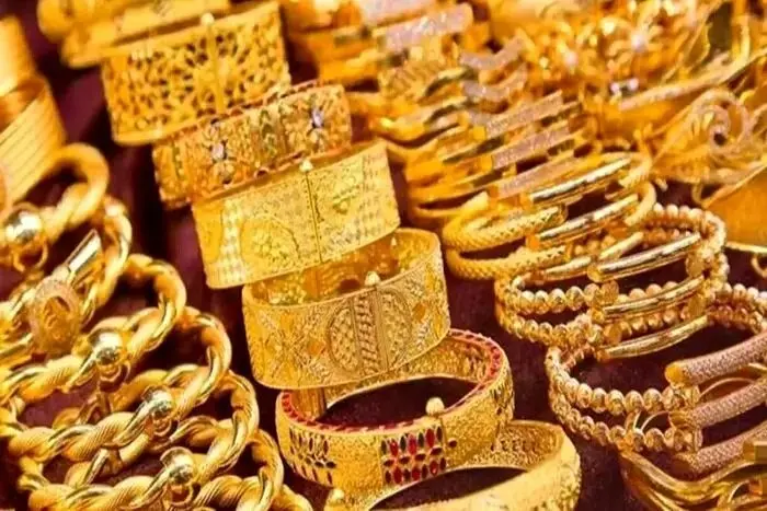 افزایش جدید و عجیب قیمت طلا و دلار در بازار امروز یکشنبه ۱۳ آبان ۱۴۰۳

