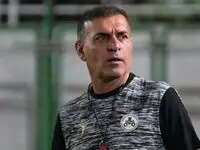 سرمربی ذوب آهن امشب استعفا داد