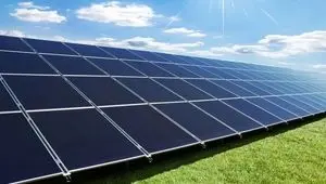 وام ۸۰ درصدی دولت برای احداث نیروگاه‌های برق خانگی با پنل خورشیدی