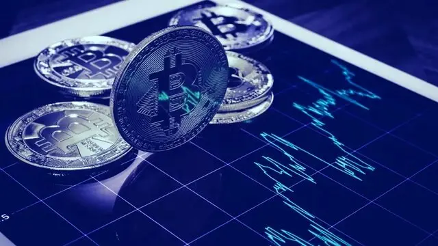 رالی بیتکوین با سقوط اقتصادی آمریکا همراه است؟