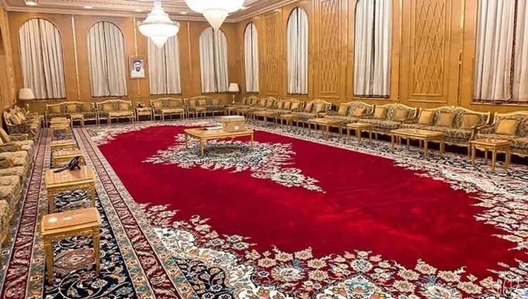 ادعای سرقت فرش‌های کاخ سعدآباد؛ اتهام‌زنی نماینده مجلس به حسن روحانی