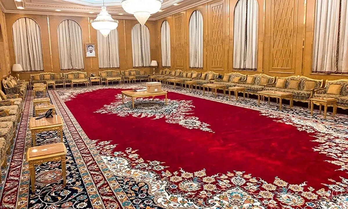 ادعای سرقت فرش‌های کاخ سعدآباد؛ اتهام‌زنی نماینده مجلس به حسن روحانی