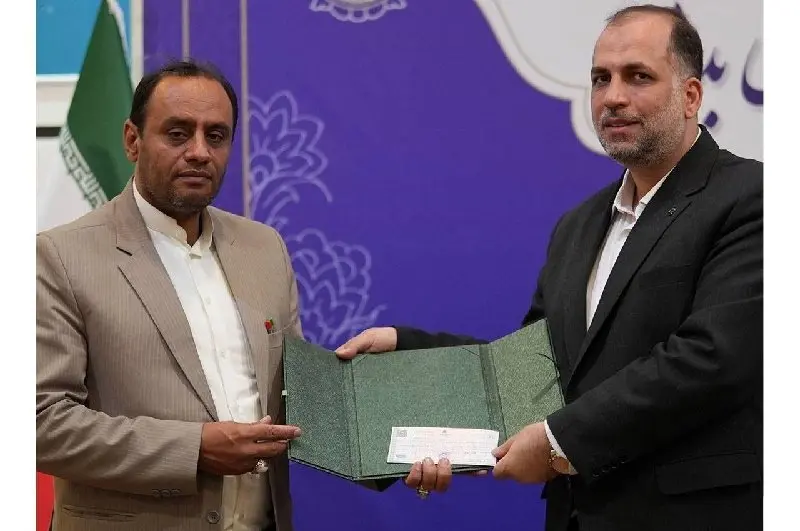 با مشارکت نمایندگی آستان قدس رضوی، بدهی یک راننده فاقد بیمه نامه پرداخت شد