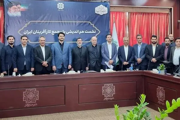 اجرای پایانه‌های فروشگاهی و سامانه مؤدیان یکی از مصادیق شفافیت نظام مالیاتی است