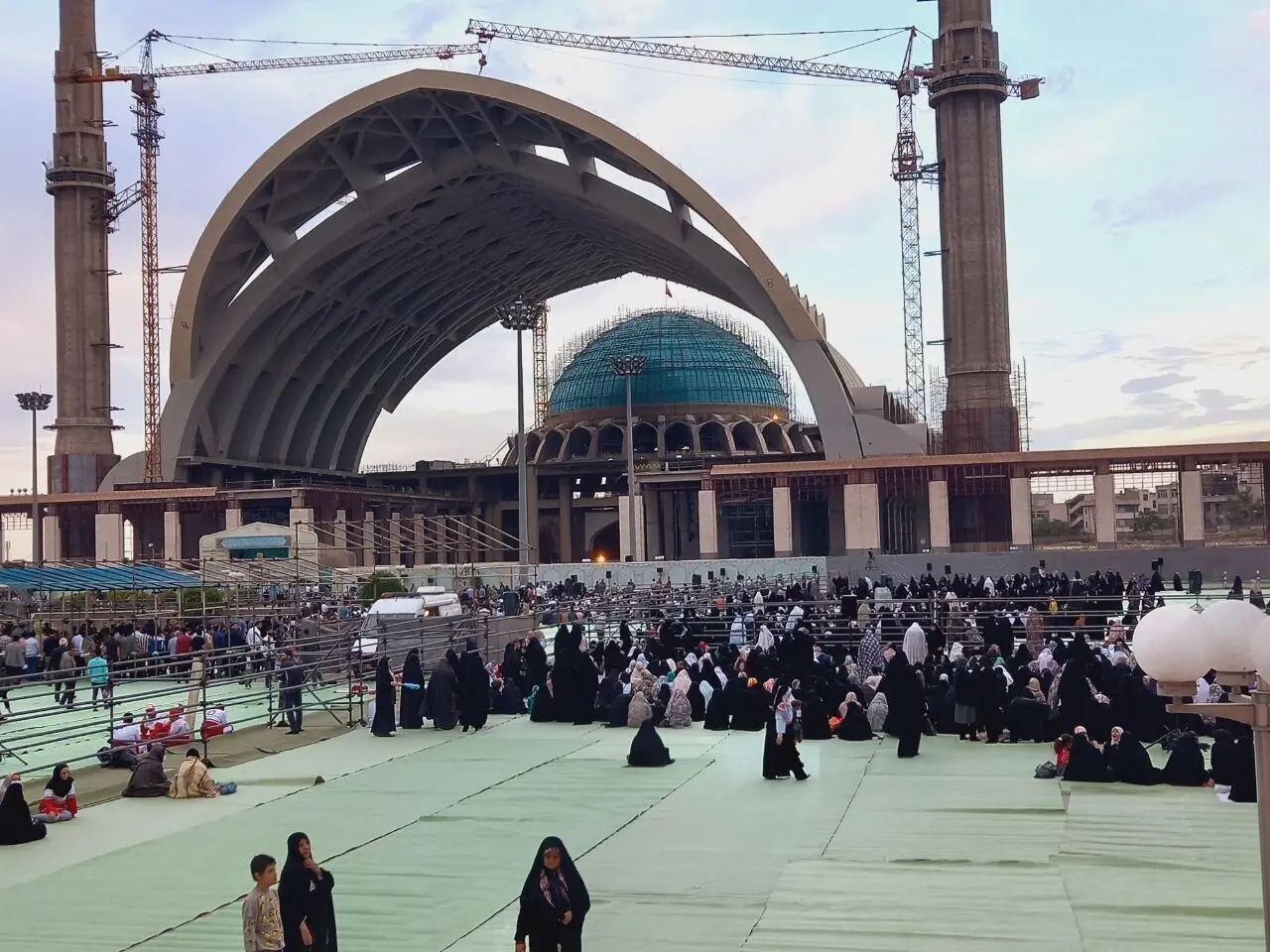 جزئیات آیین وداع و تشییع پیکر مطهر رهبر شهید انقلاب؛ از بازگشایی مصلی تا پیشنهاد تعطیلی سه‌روزه تهران