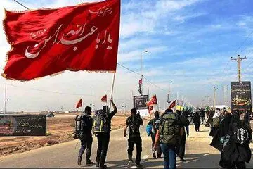 بشنوید | جواب زیبای شهید مطهری به کسانی که میگویند چرا پول سفر زیارتی را خرج نیازمندان نمی کنید؟
