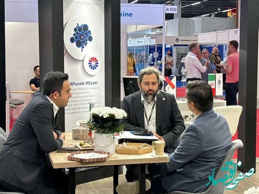 ورود به بازار اروپا، محور مذاکرات تیم پتروشیمی جم در روز دوم نمایشگاه پلاست‌پل