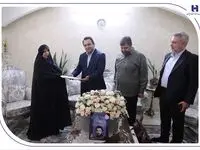 بانک صادرات ایران با تقدیم 96 شهید نماد ایستادگی در کنار مردم است / آغاز افتخارآمیز تدوین تاریخ شفاهی شهدای بانک صادرات ایران