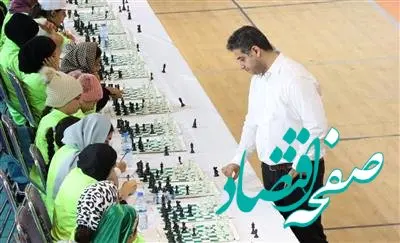 مسابقات شطرنج سیمولتانه، رقابت استاد بزرگ شطرنج ایران با ۱۰۰ شطرنج باز در عسلویه