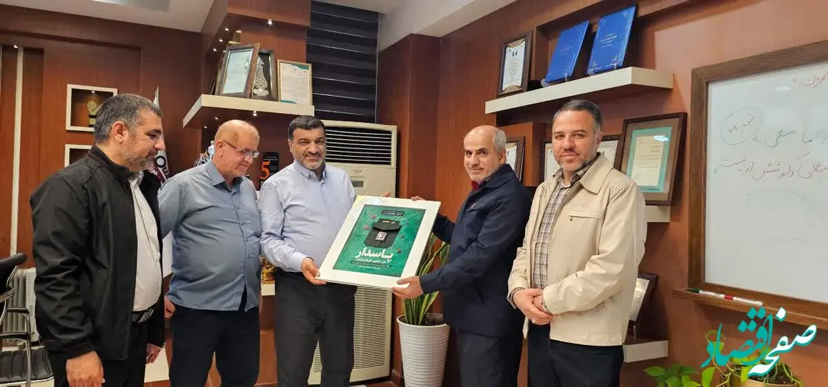 دیدار فرمانده حوزه مقاومت بسیج شهید بقایی با مهندس محمدی مدیر عامل شرکت فولاد اکسین خوزستان