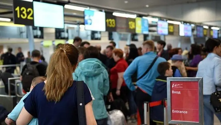 دستگیری ۴۰ اسرائیلی مظنون به شرکت در جنگ علیه ایران در فرودگاه مسکو