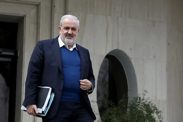 تأکید وزیر نیرو بر خدمت‌رسانی بی‌وقفه آب و برق در شرایط بحران