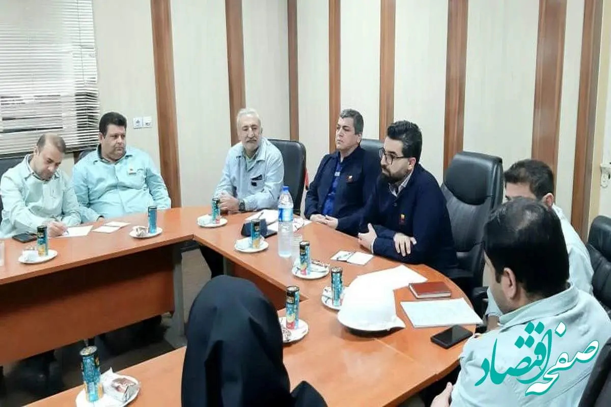 بیان صمیمی و صریح نقطه نظرات، دغدغه‌‌ها و مشکلات کارکنان بخش مواد اولیه