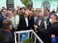 ادای احترام وزیر جهاد کشاورزی به مقام شامخ شهدا