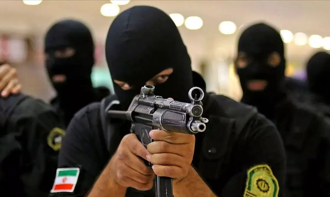 ماجرای گروگانگیری در ساختمان دادگاه مشهد چه بود؟/علت گروگانگیری چه بود؟