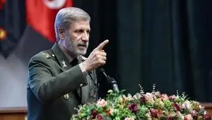 امیر حاتمی: حتی یک شناور دشمن هم وارد تنگه هرمز نشده است