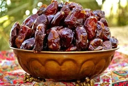 صادرات خرما در آستانه یک تغییر مهم؛ آیا گره ارزی صادرکنندگان باز می‌شود؟