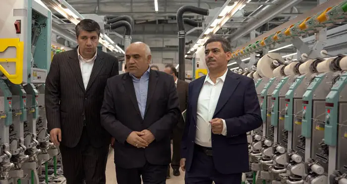 خط ریسندگی شرکت گلرنگ فرش بیدگل با حمایت مالی بانک توسعه صادرات ایران افتتاح شد