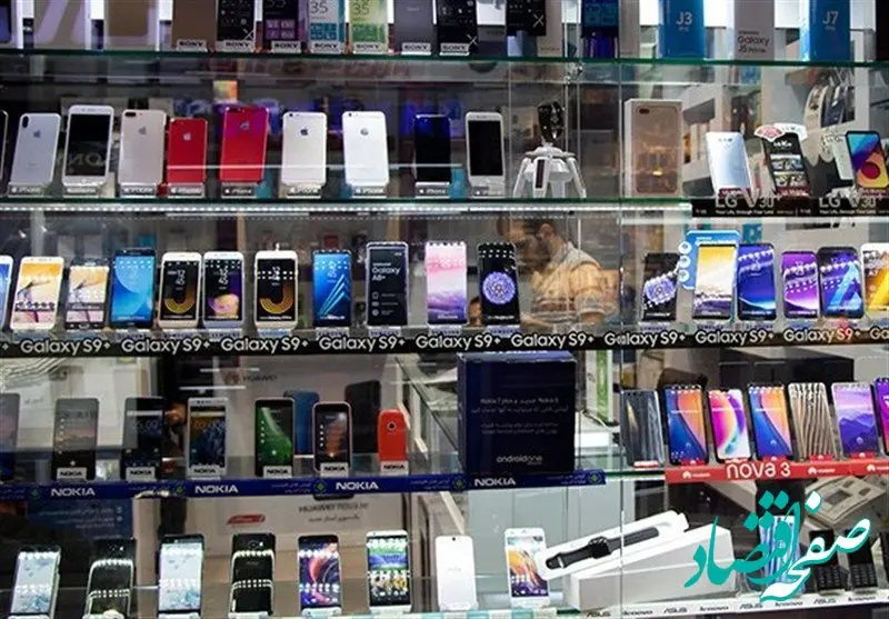 از جهش قیمت قطعات تا افزایش چرخه تعویض | قیمت گوشی در ایران ترکید و مموری ۶ برابر شد