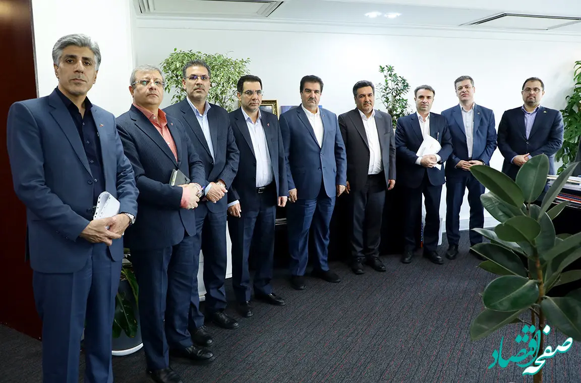 دیدار مدیرعامل بانک رفاه کارگران با مدیرعامل شرکت پتروشیمی نوری