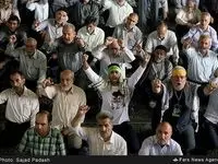 نمازگزاران تهرانی : تورم گرانی جواب بده روحانی!