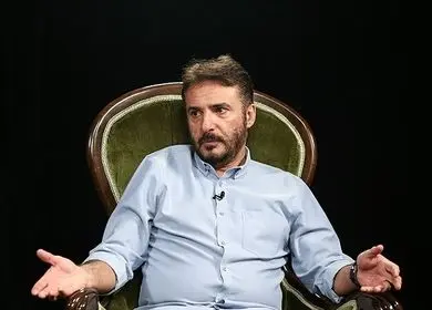 واکنش خاص سید جواد هاشمی در حرم امام رضا به بازیگرانی که سکوت کرده اند + ویدئو