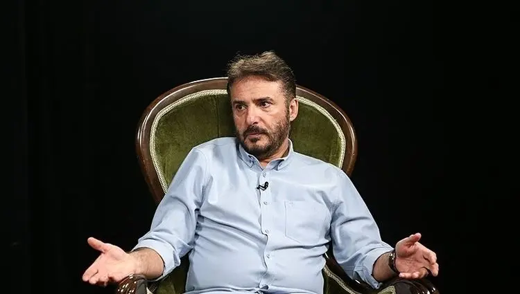 واکنش خاص سید جواد هاشمی در حرم امام رضا به بازیگرانی که سکوت کرده اند + ویدئو