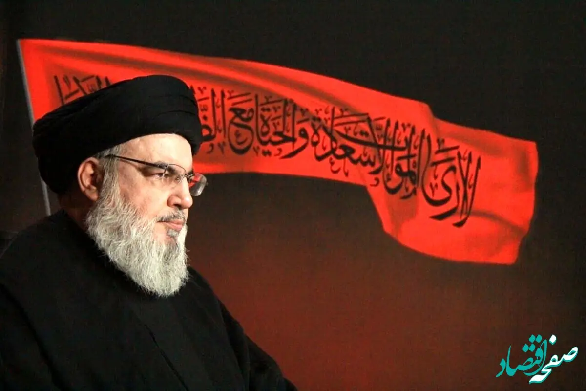 تصویر طوفانی از مصلی تهران پیش از حضور رهبر انقلاب در نماز جمعه / این مداح جنجالی پشت تریبون رفت