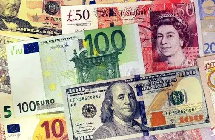 مسیر دلار تغییر می کند؟ | قیمت دلار و یورو امروز ۱۲ آبان ۱۴۰۴