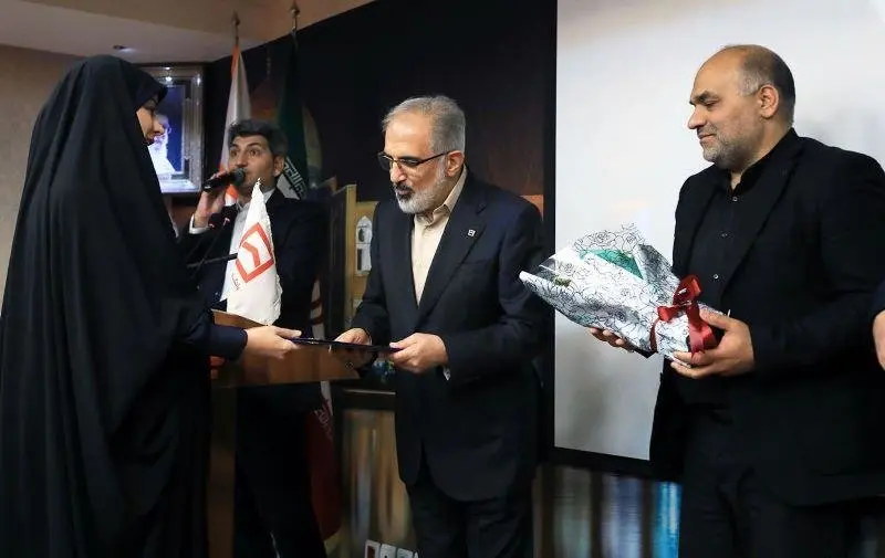 تقدیر مدیرعامل بانک مسکن از تلاش خبرنگاران در عرصه اطلاع رسانی/ تاکید بر نقش حیاتی خبرنگاران در آگاهی بخشی عمومی