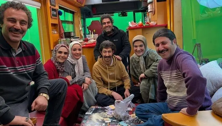 زمان پخش و تکرار سریال پایتخت از شبکه آی فیلم (پاییز ۱۴۰۴) + جزئیات کامل