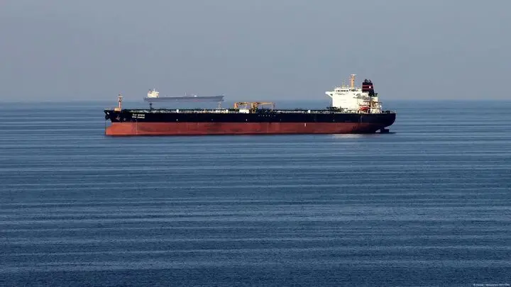 بی اعتنایی ژاپن به ترامپ؛ ژاپن اکنون به‌طور علنی در حال خرید نفت روسیه با یوان است