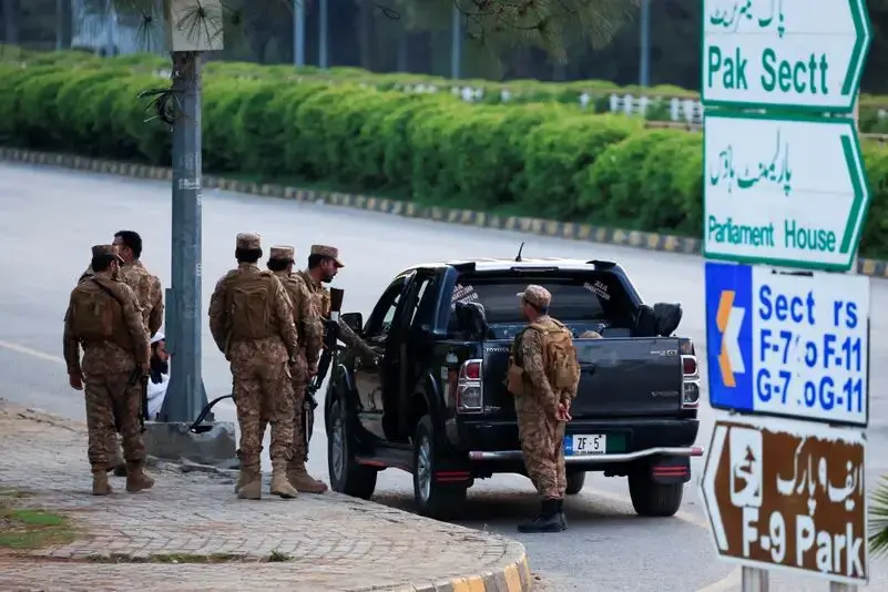 استقرار ۱۰ هزار نیروی امنیتی در اسلام‌آباد همزمان با ورود مقام‌های آمریکایی