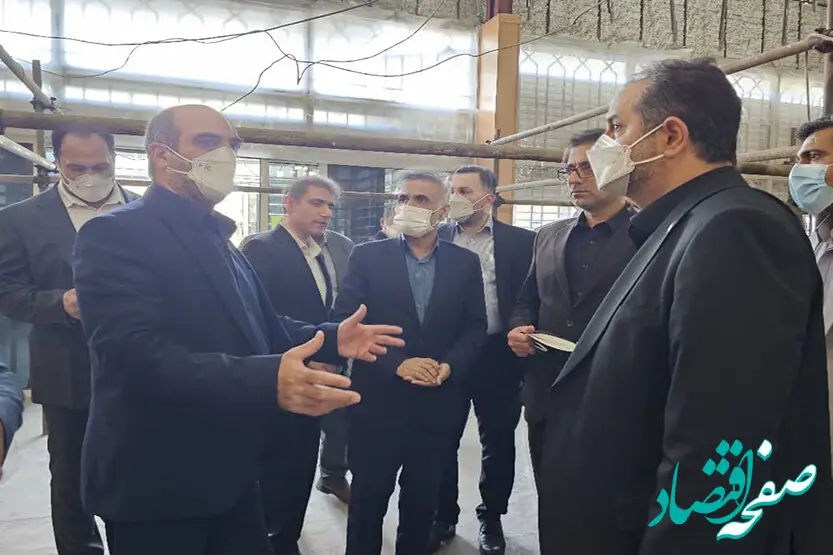 بازدید عضو هیات مدیره بانک ملی ایران از روند بازسازی شعبه گمرک بندرعباس