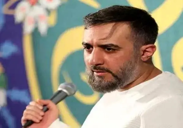 ویدئوی شعر خواندن محمدحسین پویانفر در مصلی تهران