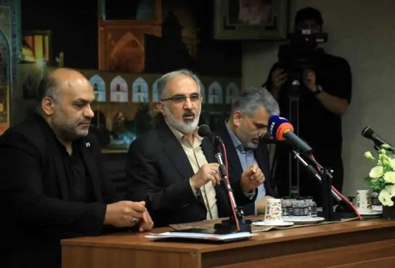 نشست صمیمانه مدیرعامل بانک مسکن با روسای شعب اصفهان / پیگیر رفع دغدغه های همکاران هستیم