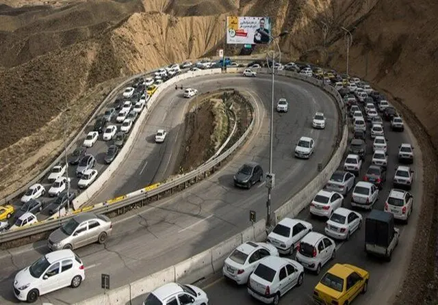 آخرین اخبار از وضعیت راه‌ها | ترافیک پرحجم اما روان در محورهای کندوان و هراز 