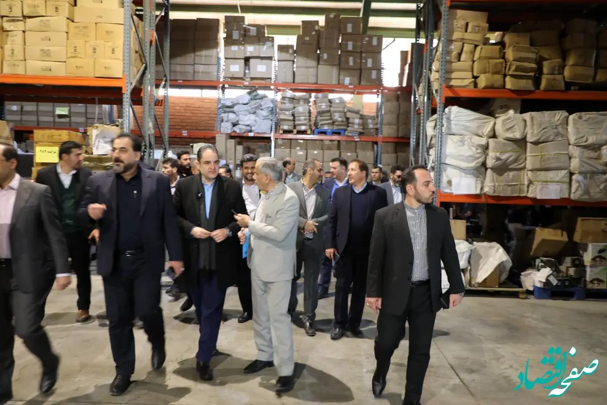 تهران/اشتراک تجربیات انبارداری/ انبار کالاهای تملیکی استان تهران مورد بازدید مدیران قرار گرفت