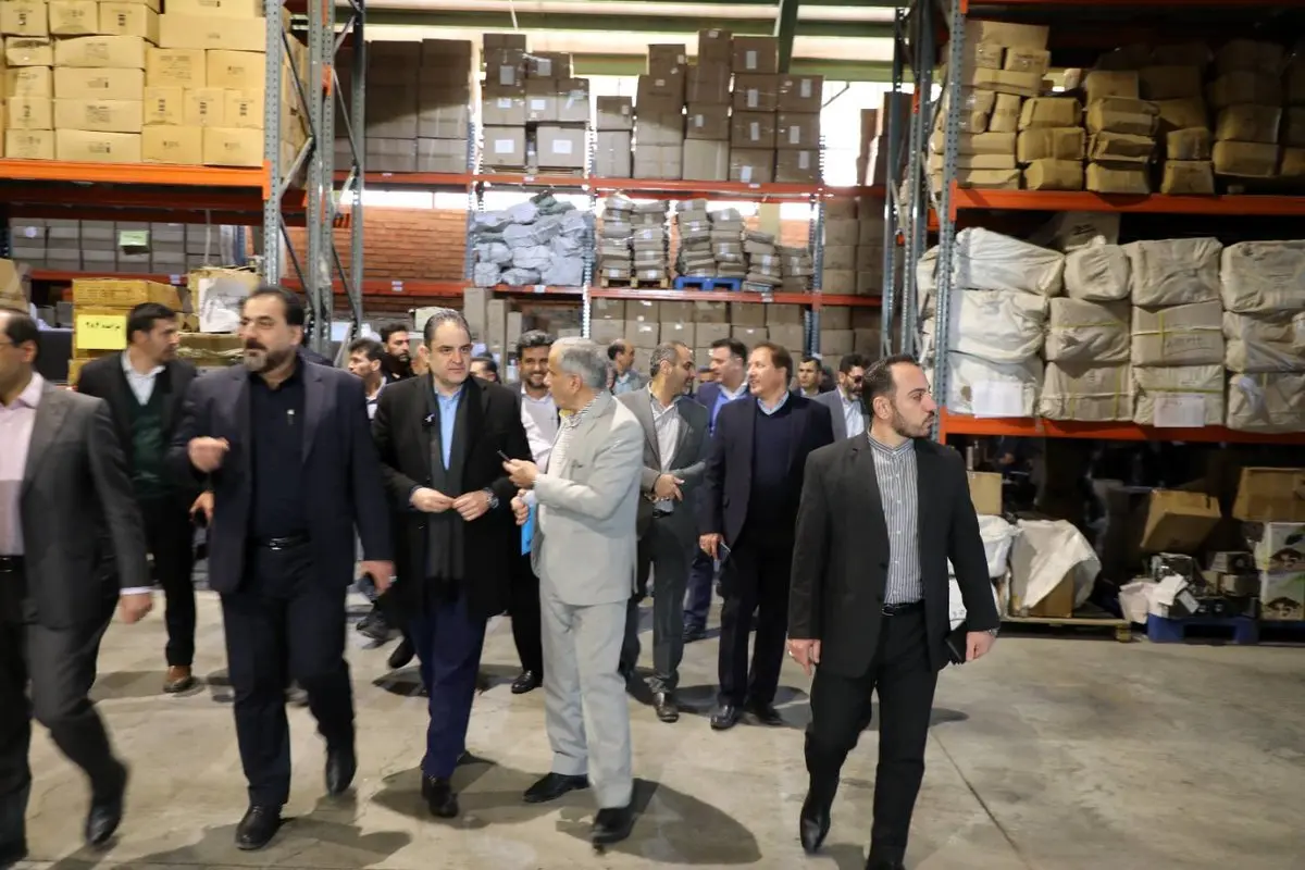 تهران/اشتراک تجربیات انبارداری/ انبار کالاهای تملیکی استان تهران مورد بازدید مدیران قرار گرفت