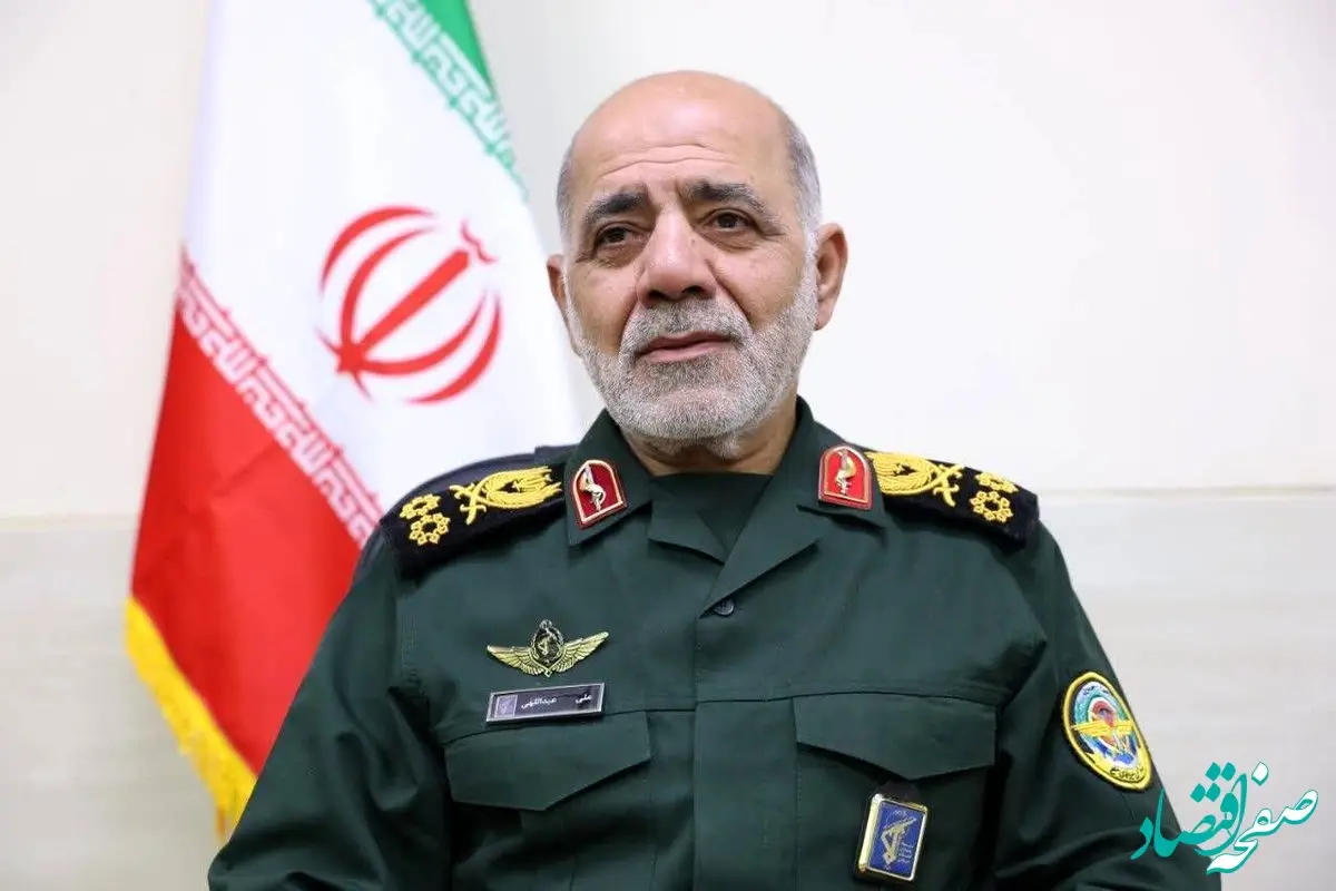 فرمانده قرارگاه خاتم الانبیا: رئیس جمهور آمریکا منتظر شگفتانه‌های ایران باشد