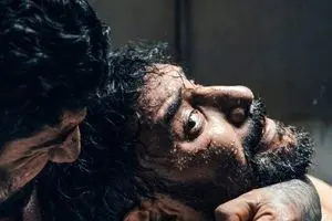 فرار داوود اشرف از زندان در سریال وحشی / وحشی چهار فصل دارد!