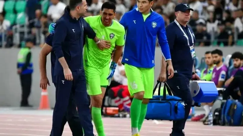 جزئیات حادثه دروازهبان فولاد و عکسهای عمل جراحی موفق
