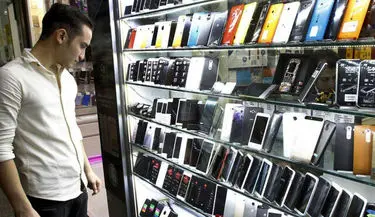  بازار موبایل راکد شد