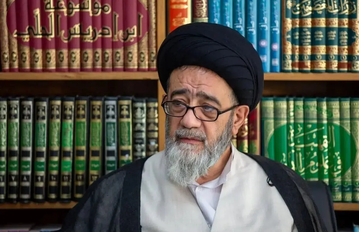 عکس / تصویری غمناک از پدر آیت الله آل هاشم در کنار رهبر انقلاب 