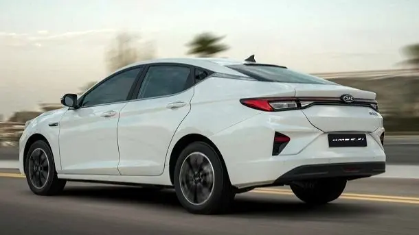 آغاز فروش اقساطی خودرو از امروز ۱۴ مرداد ۱۴۰۴ + شرایط فروش خودرو جک J7 برقی 