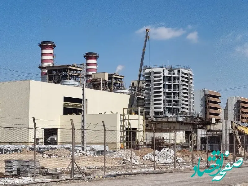 تزریق برق به شبکه سراسری توسط نیروگاه های المهدی و گل گهر در ساعت های پیک مصرف