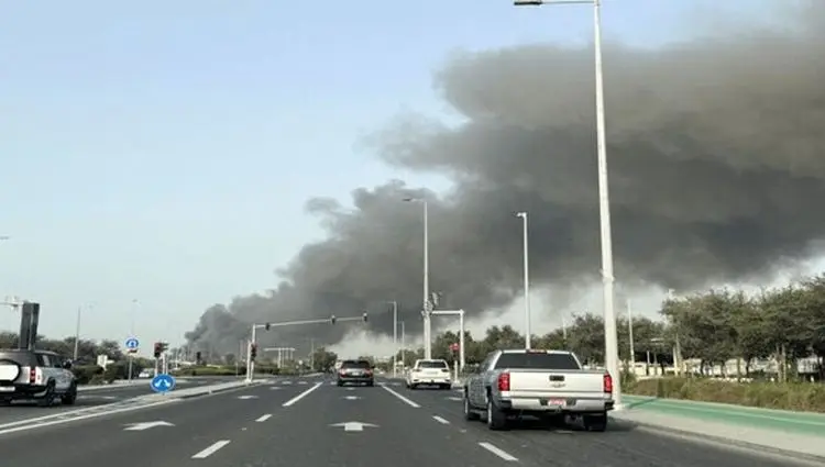 جزئیات وقوع چندین حریق در تاسیسات پتروشیمی ابوظبی