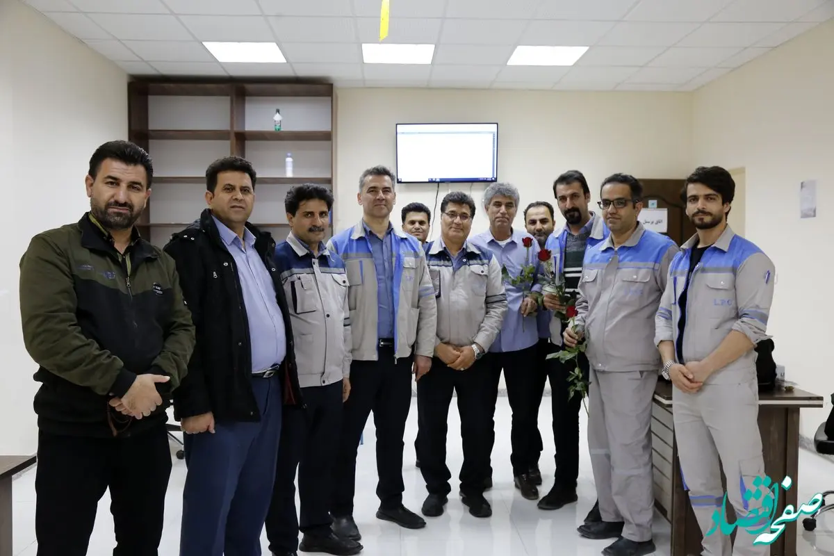 بازدید مدیر ارشد مجتمع و مدیران واحدها از مجتمع و تبریک عید نیمه شعبان و روز مهندس در شرکت پتروشیمی لردگان