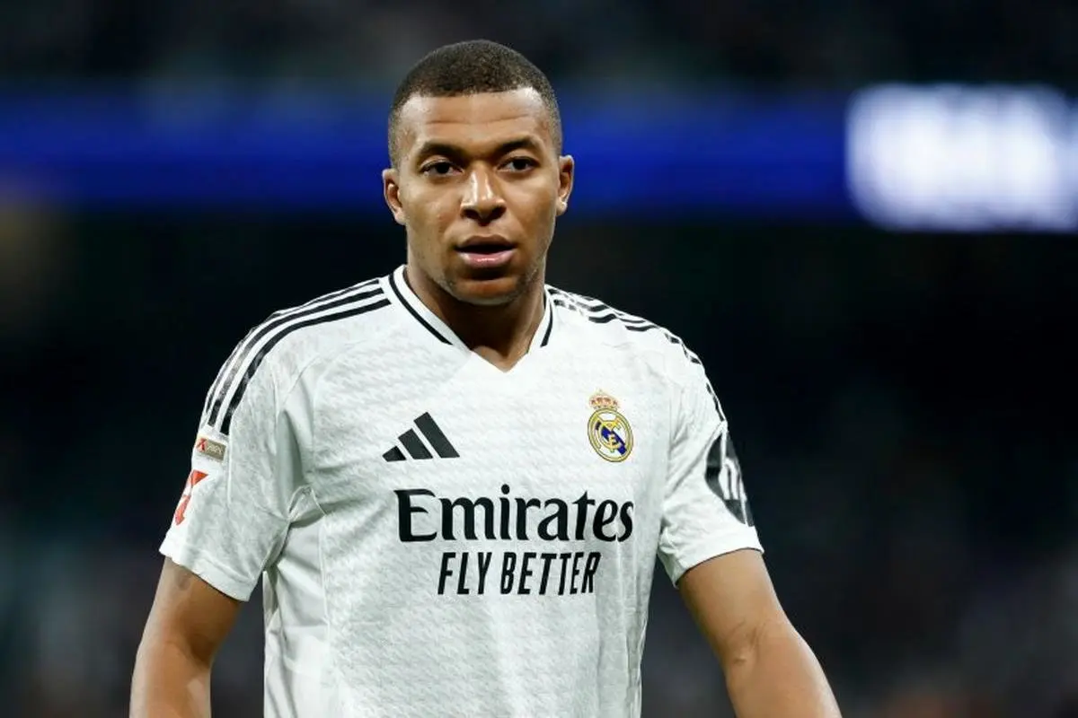 ضرر ۲۵۰ میلیون یورویی امباپه | اشتباه عجیب امباپه